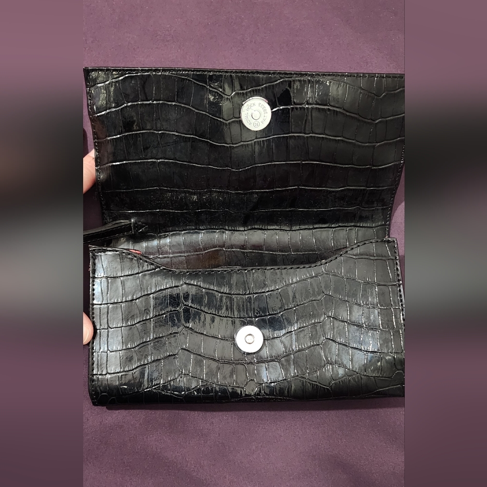 GUESS Purse/Wristlet - Picture 2 of 4